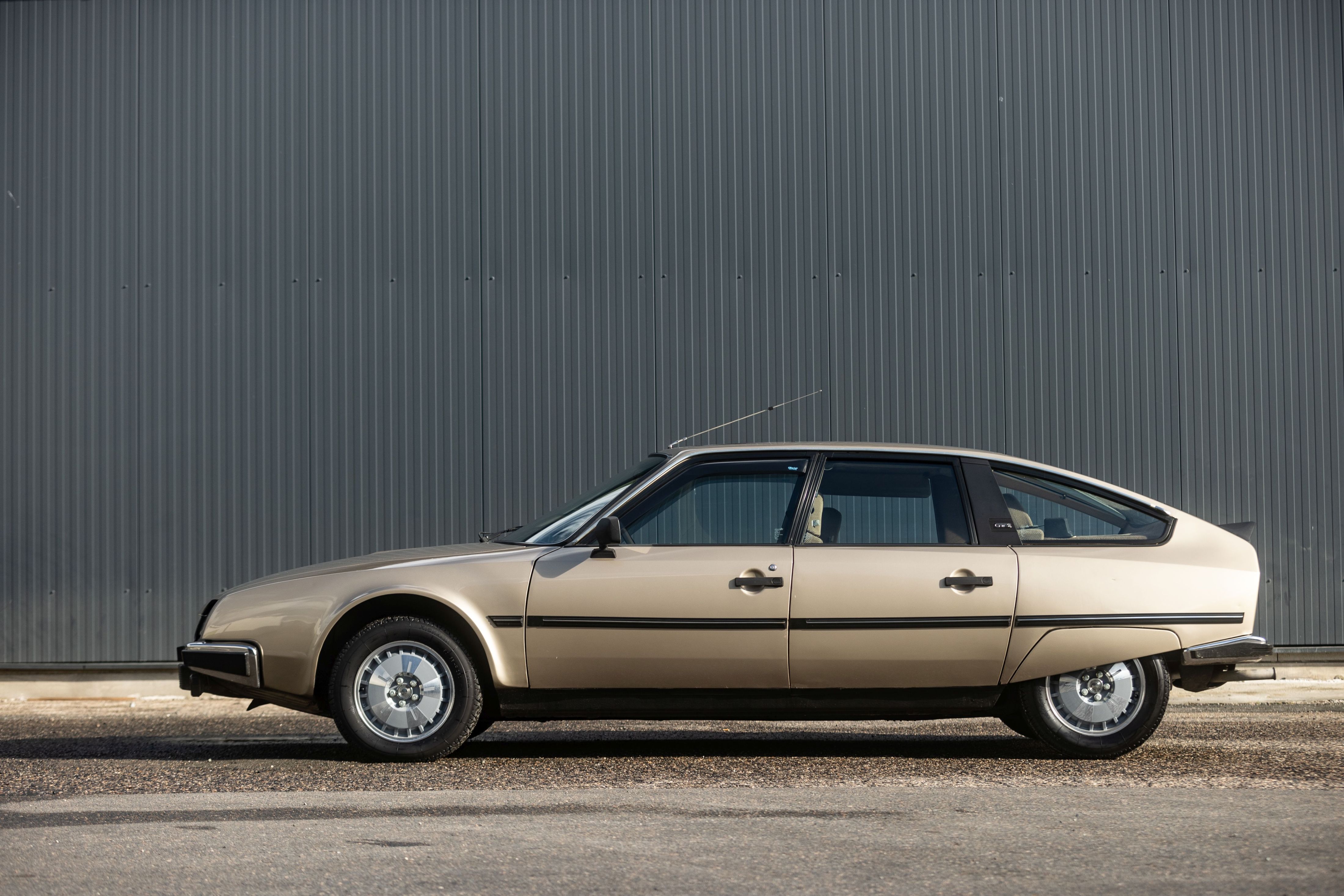 Citroën CX AC335 Sable doré